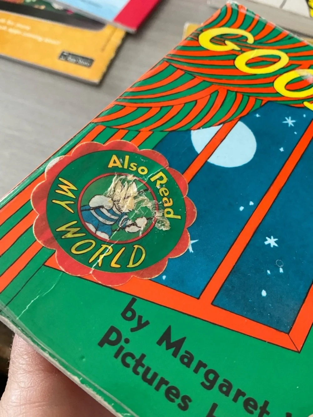 NINE‎ CHILDREN BOOK BUNDLE
